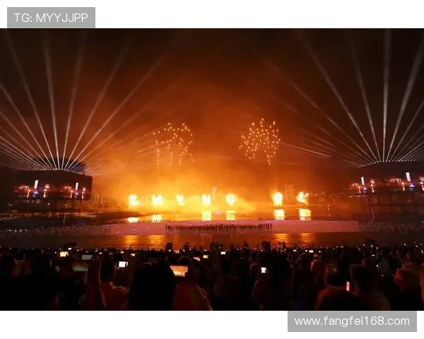 成都世运会焰火彩排惊现 “生命之树”！珙桐花开点亮和平之光